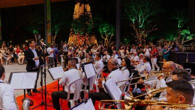 Abertura do Natal Iluminado reúne centenas de pessoas e encanta com decoração e apresentações culturais